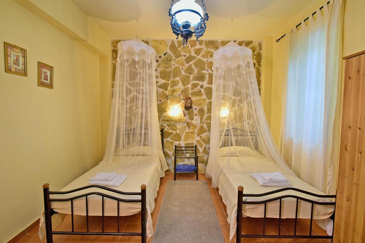 Olive Farm Villa Agia Marina  Exterior photo